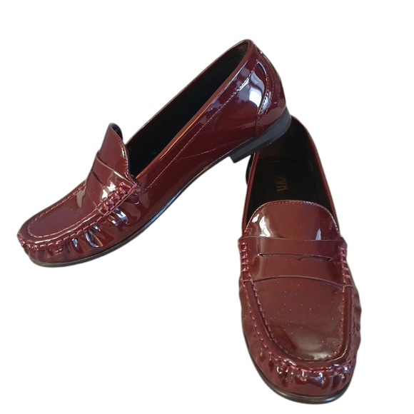 Zara Burgundy Patent Leather Loafers Women's Red Slip On Flats Size 6 - Picture 2 of 11
